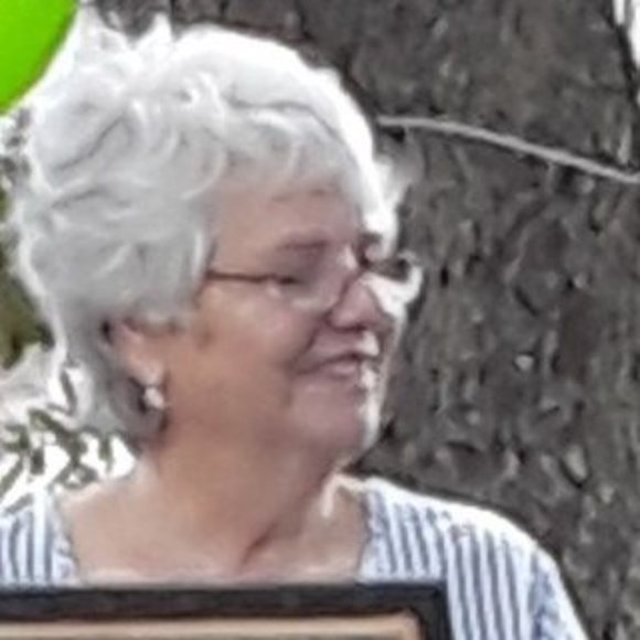 annettehubba906